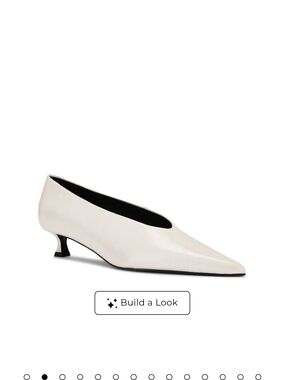 Tony Bianco Cherry Pump – Size 9
✨ Used Once – Excellent Condition ✨